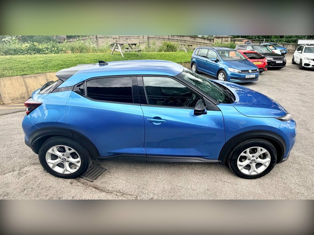 Nissan Juke Tekna Blue #18