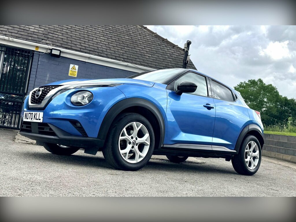 Nissan Juke Tekna Blue #23
