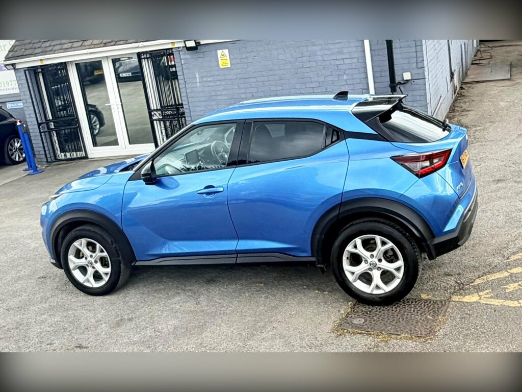 Nissan Juke Tekna Blue #31