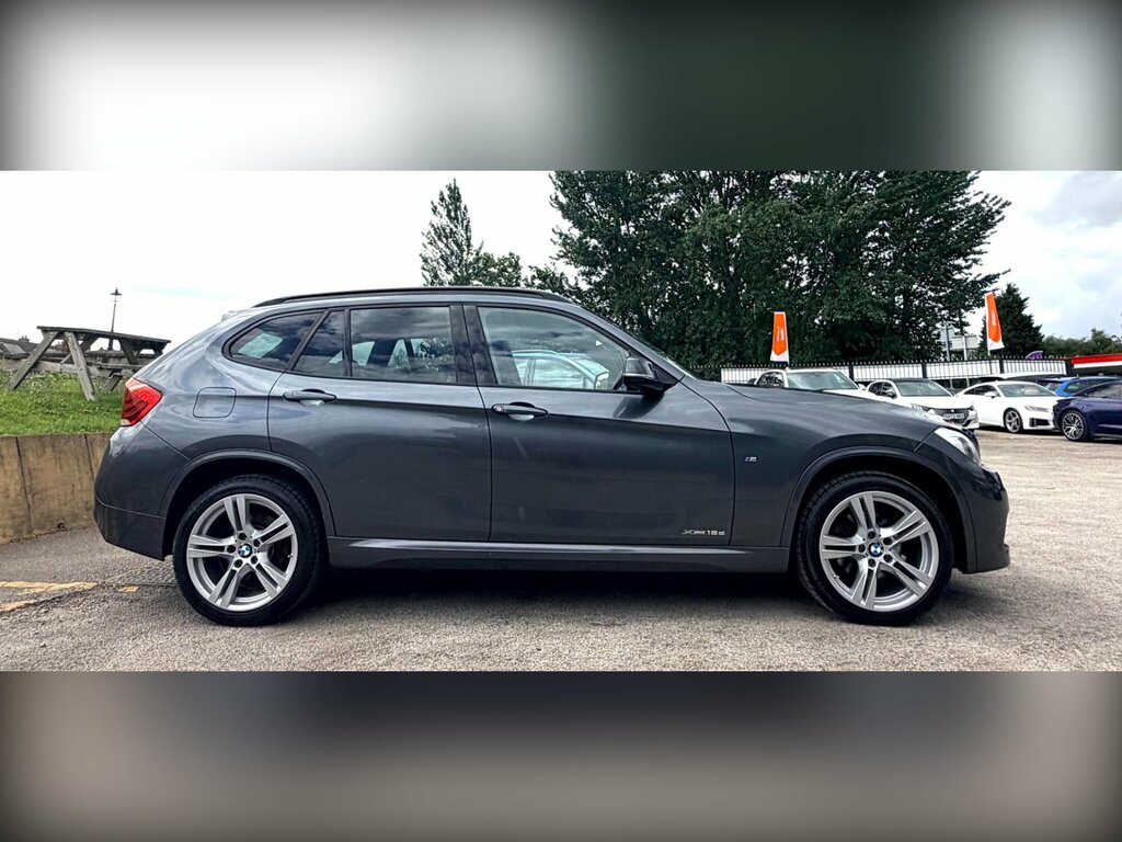 BMW X1 Xline White #31