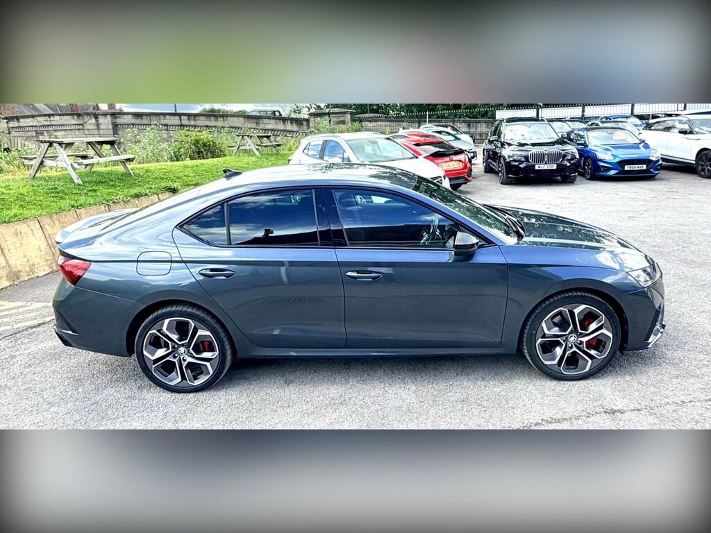 Skoda Octavia 1.5 Tsi Se First Edition Blue #9