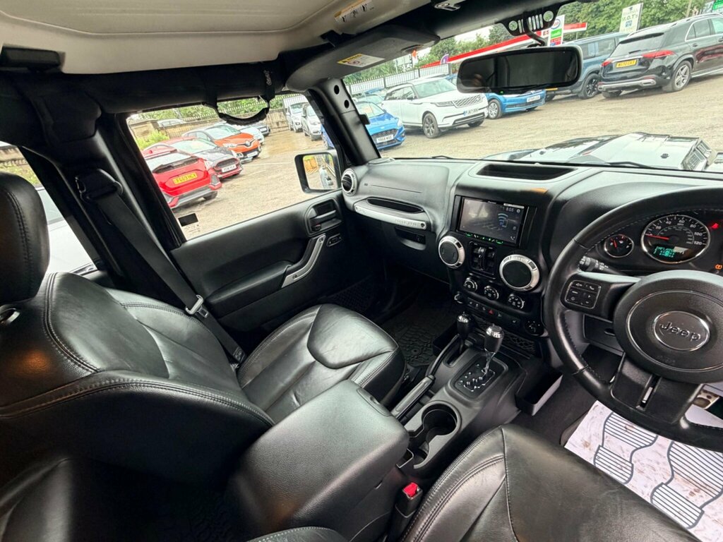 Jeep Wrangler 2.8 Crd Overland Black #13