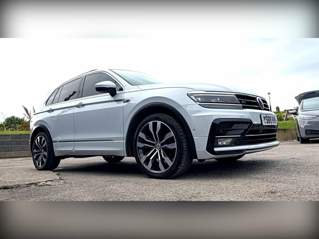 Volkswagen Tiguan 2.0 Tdi R-line Dsg Euro 6 Ss YS68HVH Silver #2