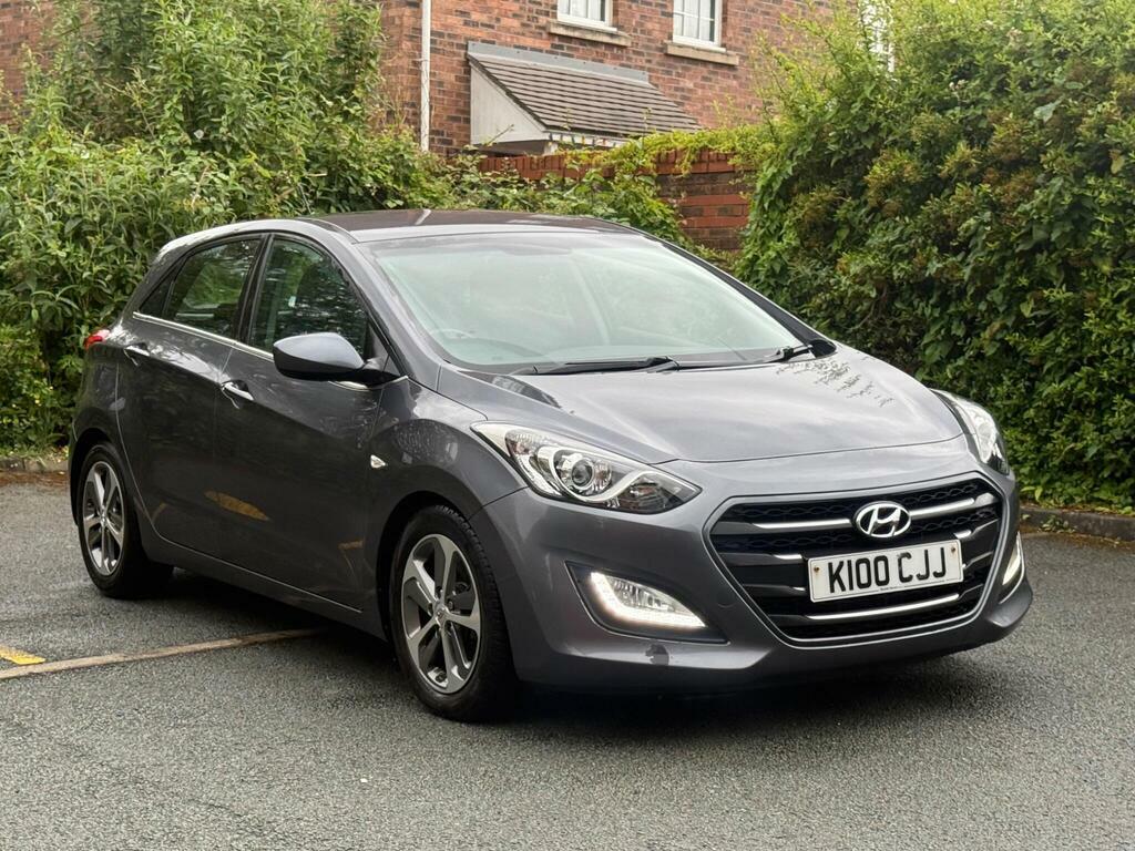 Hyundai I30 1.6 Crdi Blue Drive Se Dct Euro 6 S S Grey