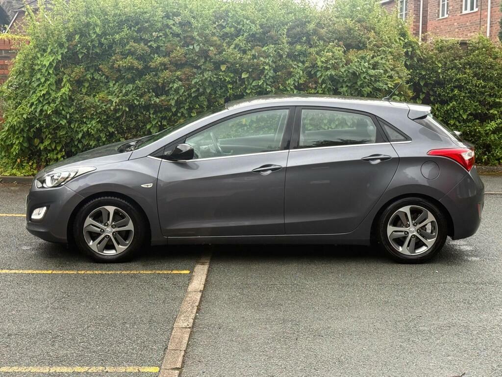 Hyundai I30 1.6 Crdi Blue Drive Se Dct Euro 6 S S Grey #4