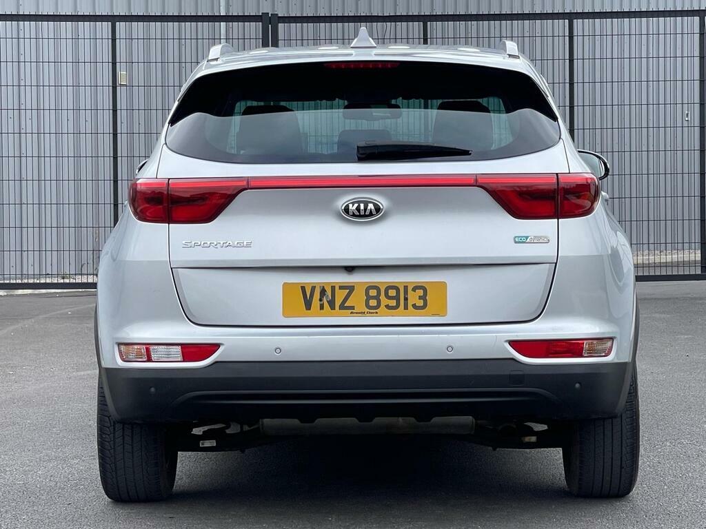 Kia Sportage Black #6