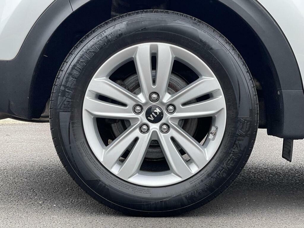 Kia Sportage Black #17