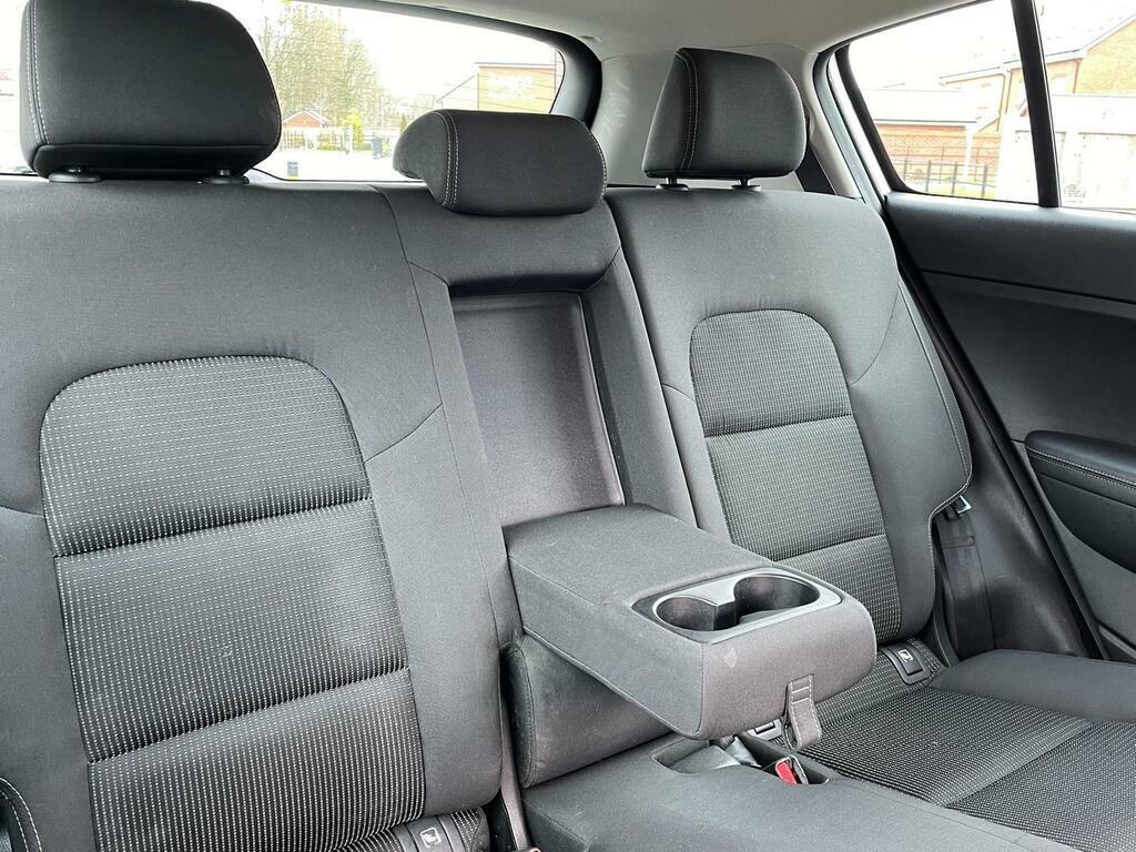 Kia Sportage Black #13