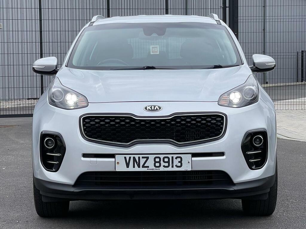 Kia Sportage Black #2