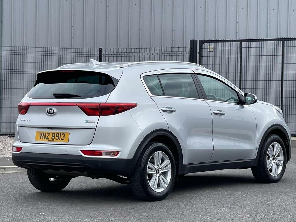 Kia Sportage Black #8