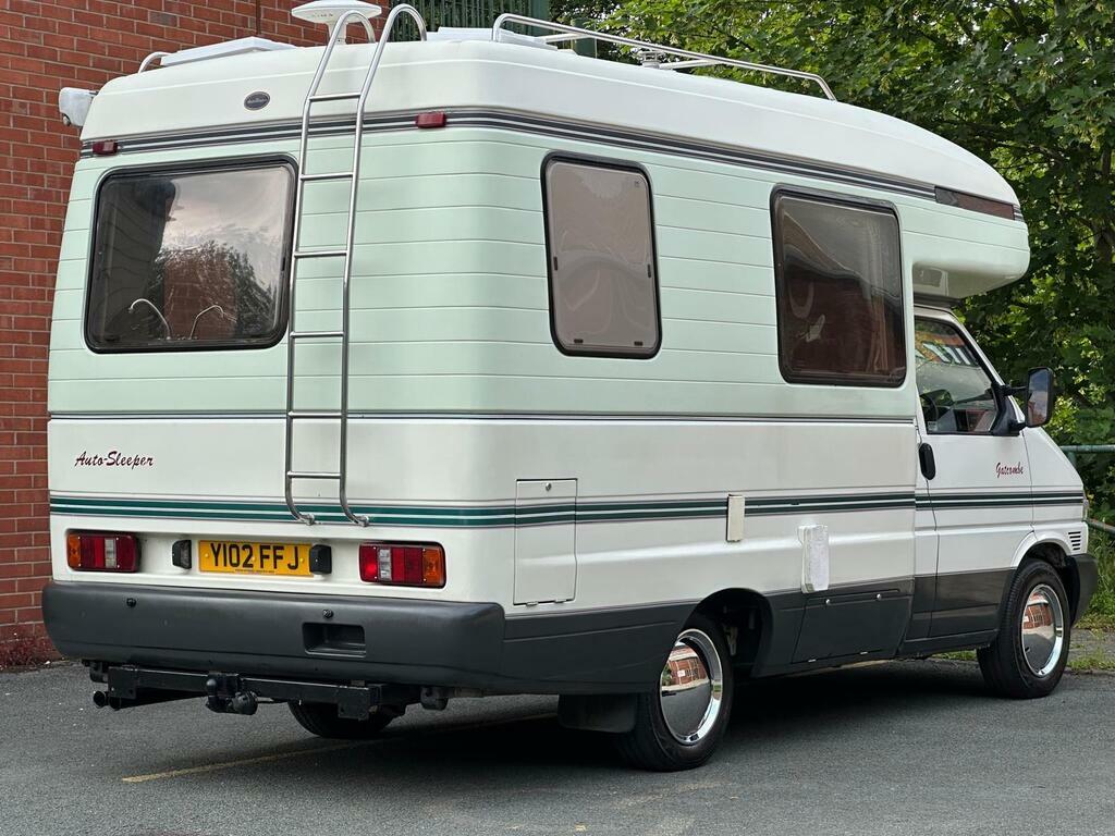 Volkswagen Campervan Diesel White #6