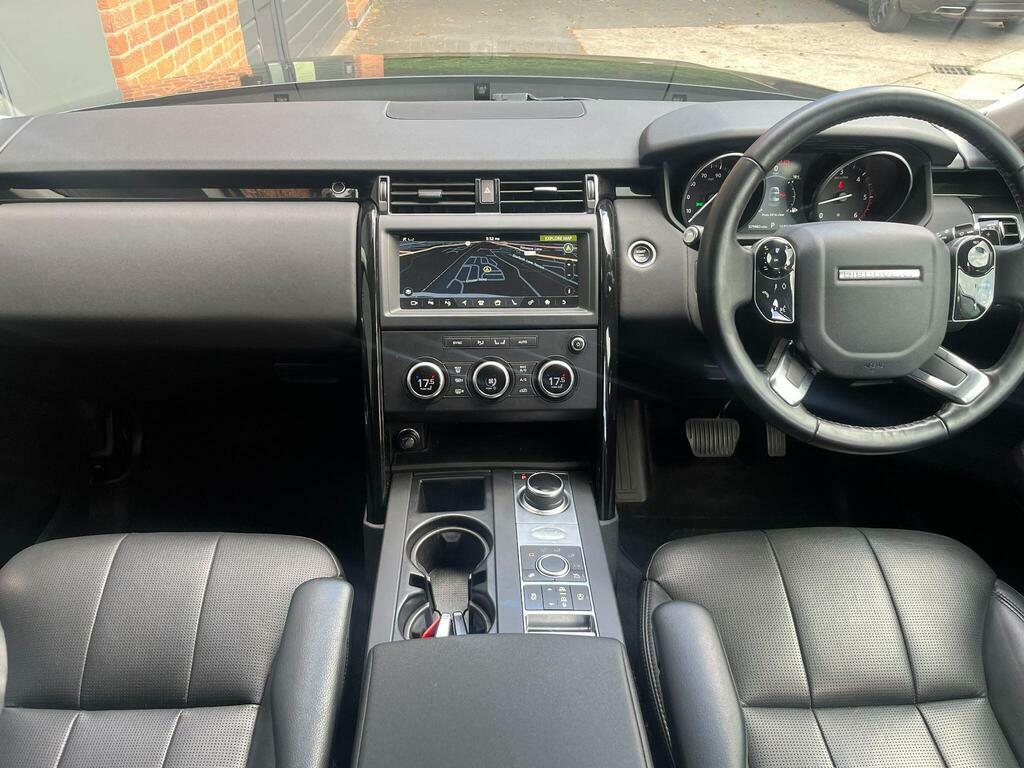 Land Rover Discovery R-dynamic S Red #11