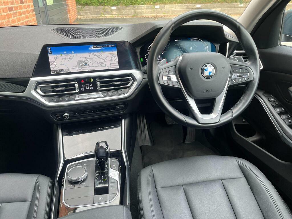 BMW 3 Series Black #12