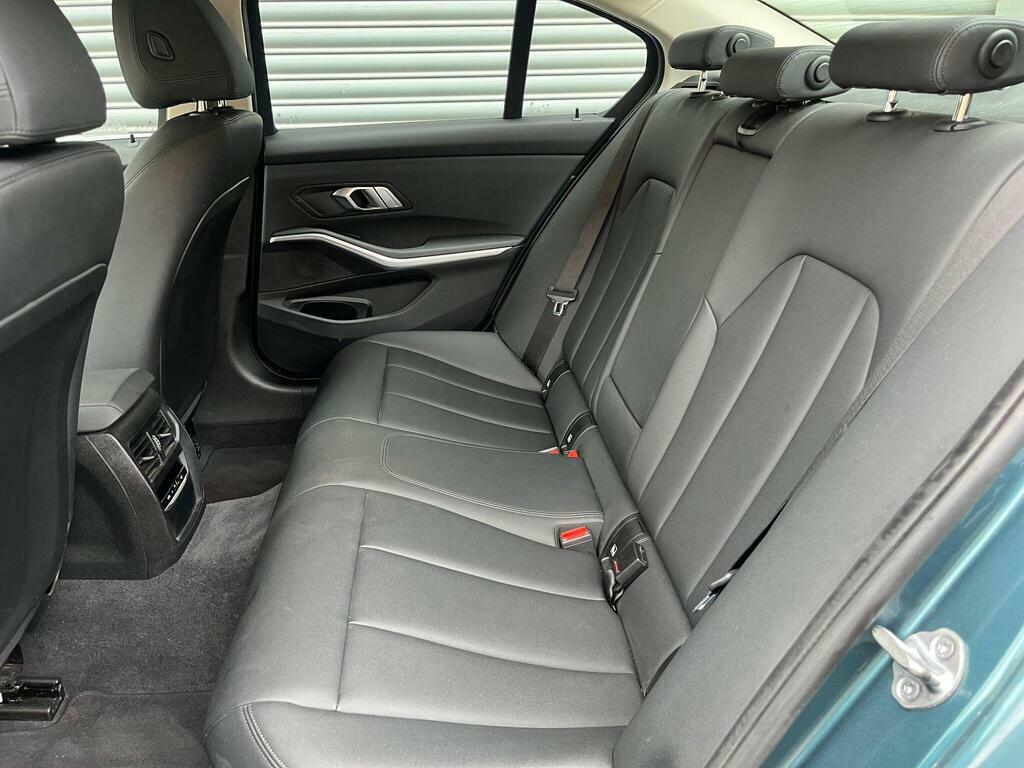 BMW 3 Series Black #20
