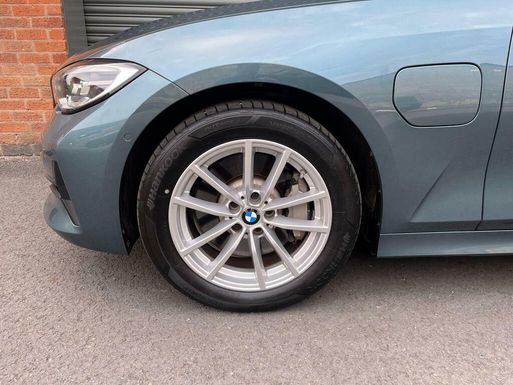 BMW 3 Series Black #10
