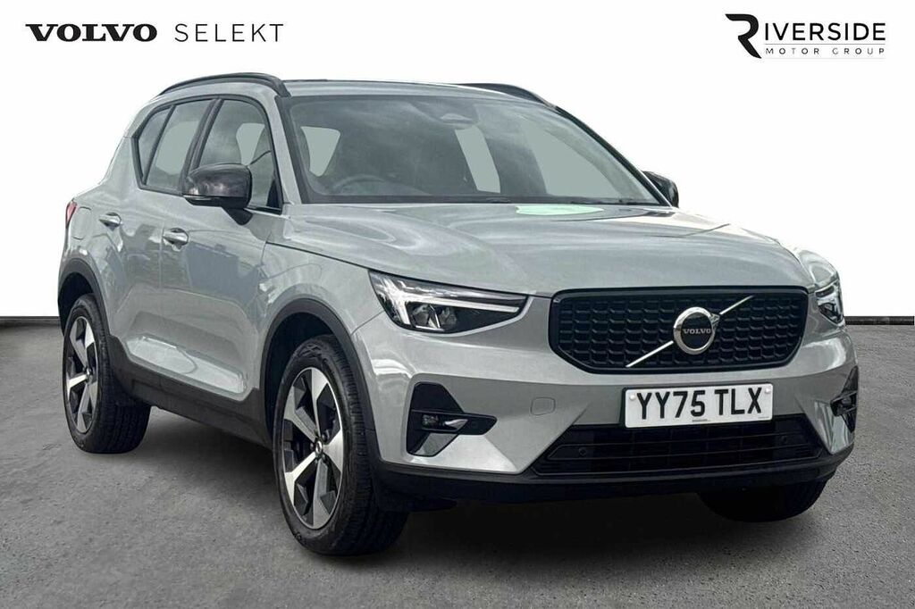 Volvo XC40 Plus, B3 Mild Hybrid, Dark Grey
