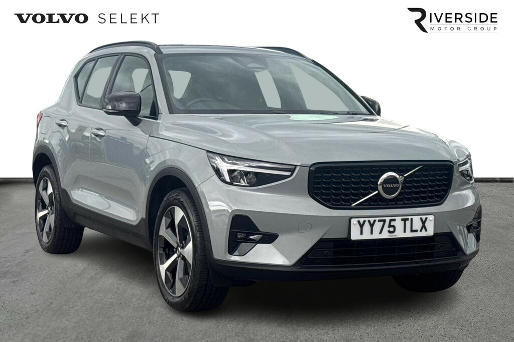 Volvo XC40 Plus, B3 Mild Hybrid, Dark YY75TLX Grey #3