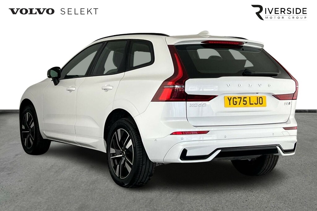 Volvo XC60 B5 Plus, Awd Mild Hybrid, Dark YR75LJO White #6