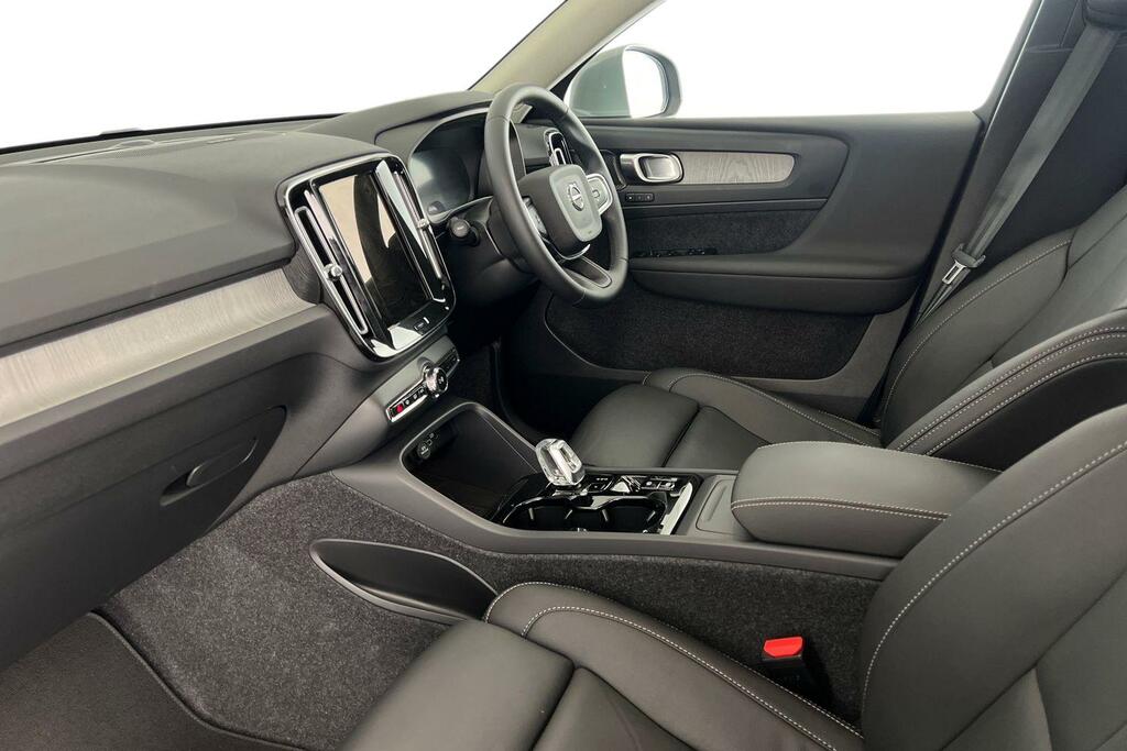 Volvo XC40 Ultra, B4 Mild Hybrid, Bright OW25WCO Grey #4