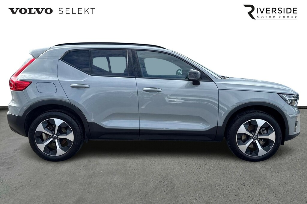 Volvo XC40 Plus, B3 Mild Hybrid, Dark RV75WCE Grey #4