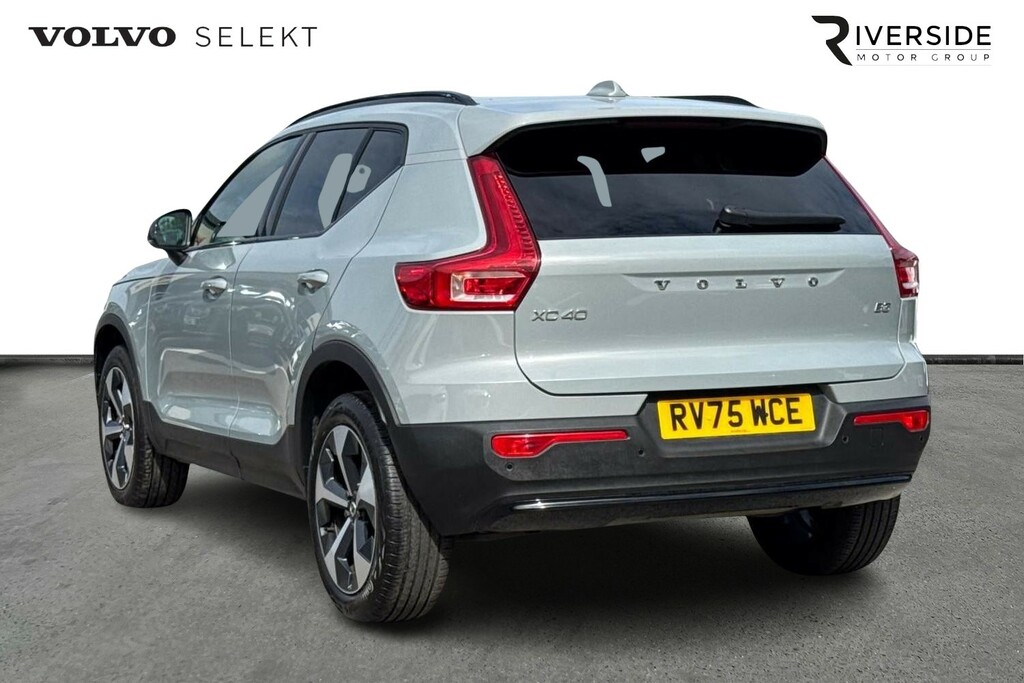 Volvo XC40 Plus, B3 Mild Hybrid, Dark RV75WCE Grey #5