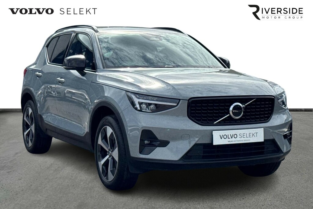 Volvo XC40 Plus, B3 Mild Hybrid, Dark Grey