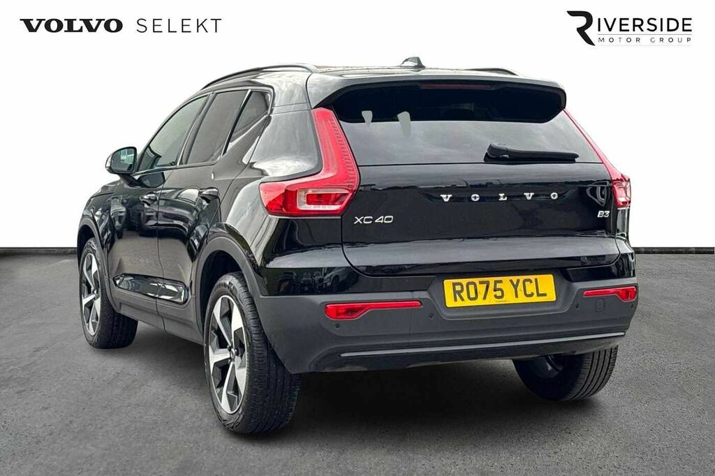 Volvo XC40 Plus, B3 Mild Hybrid, Dark RO75YCL Black #5