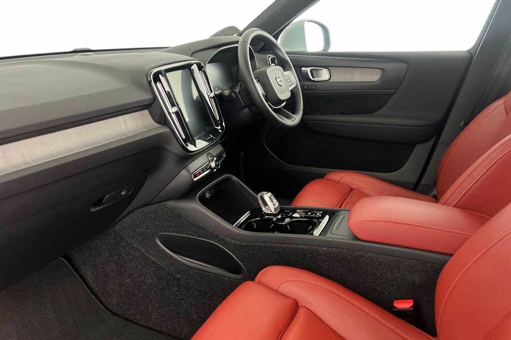 Volvo XC40 T3 Inscription Pro Red Oxide Leather CK20LUH Silver #3