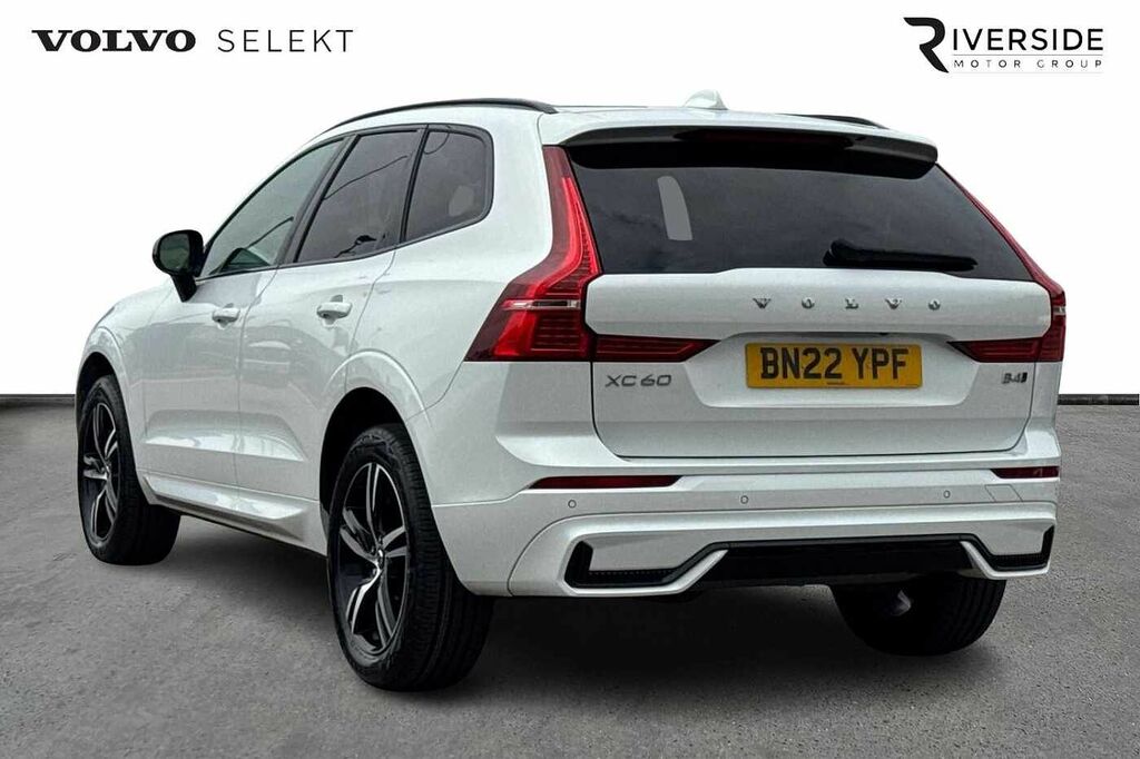 Volvo XC60 R-design, B4 Awd Mild Hybrid BN22YPF White #6