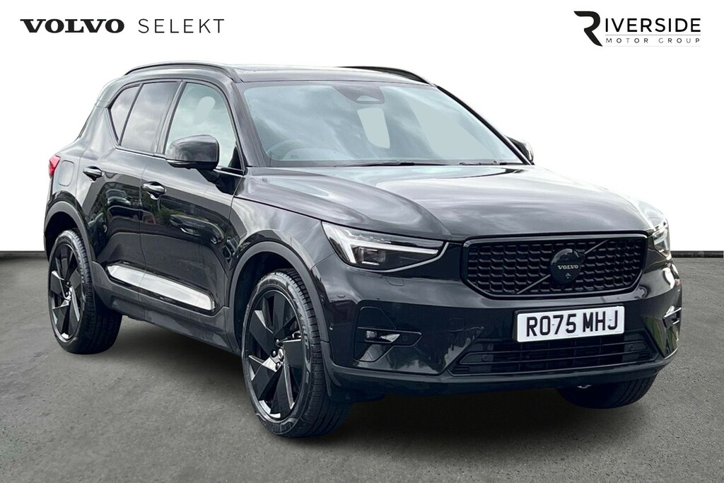 Volvo XC40 Black Edition Ultra, B4 Mild Hybrid, Black