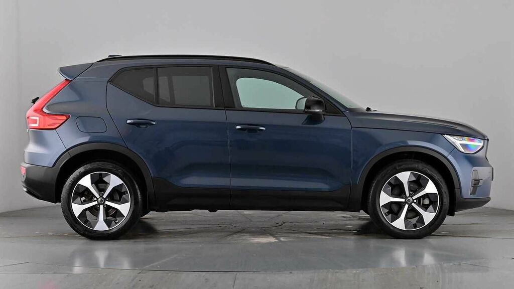Volvo XC40 Plus, B4 Mild Hybrid, Dark RF25EYV Blue #3