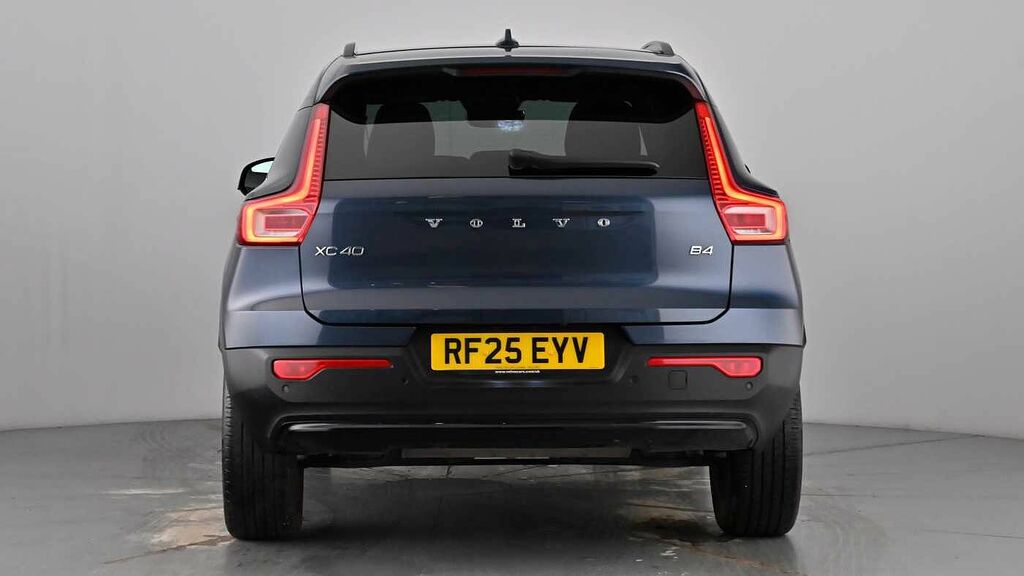 Volvo XC40 Plus, B4 Mild Hybrid, Dark RF25EYV Blue #5