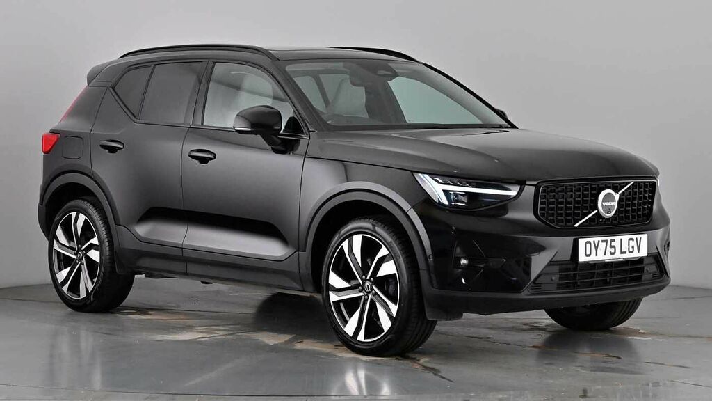 Volvo XC40 Ultra, B4 Mild Hybrid, Dark Black