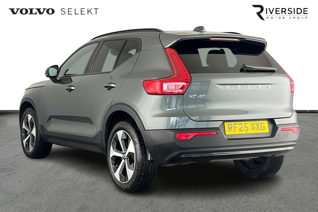 Volvo XC40 Plus, B4 Mild Hybrid, Dark RF25XXG #5