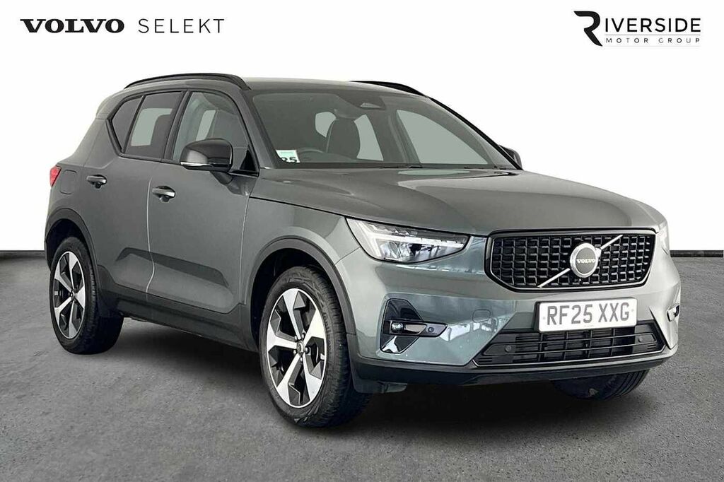 Volvo XC40 Plus, B4 Mild Hybrid, Dark RF25XXG #2