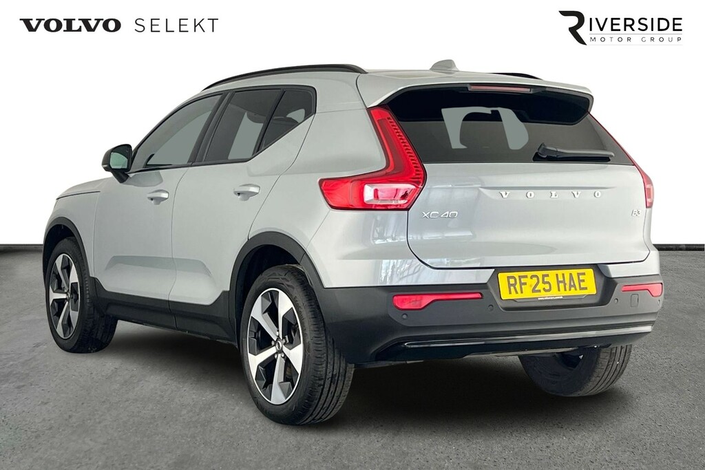 Volvo XC40 Plus, B3 Mild Hybrid, Dark RF25HAE Grey #5