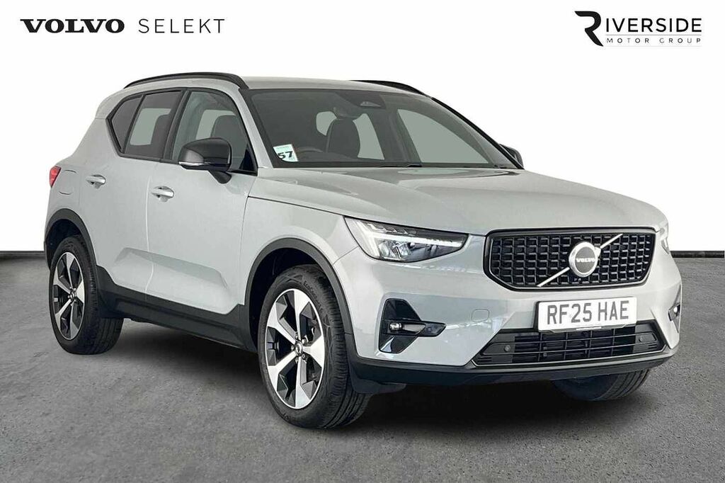 Volvo XC40 Plus, B3 Mild Hybrid, Dark RF25HAE Grey #2