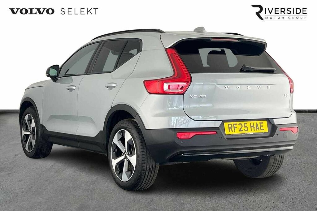 Volvo XC40 Plus, B3 Mild Hybrid, Dark RF25HAE Grey #6