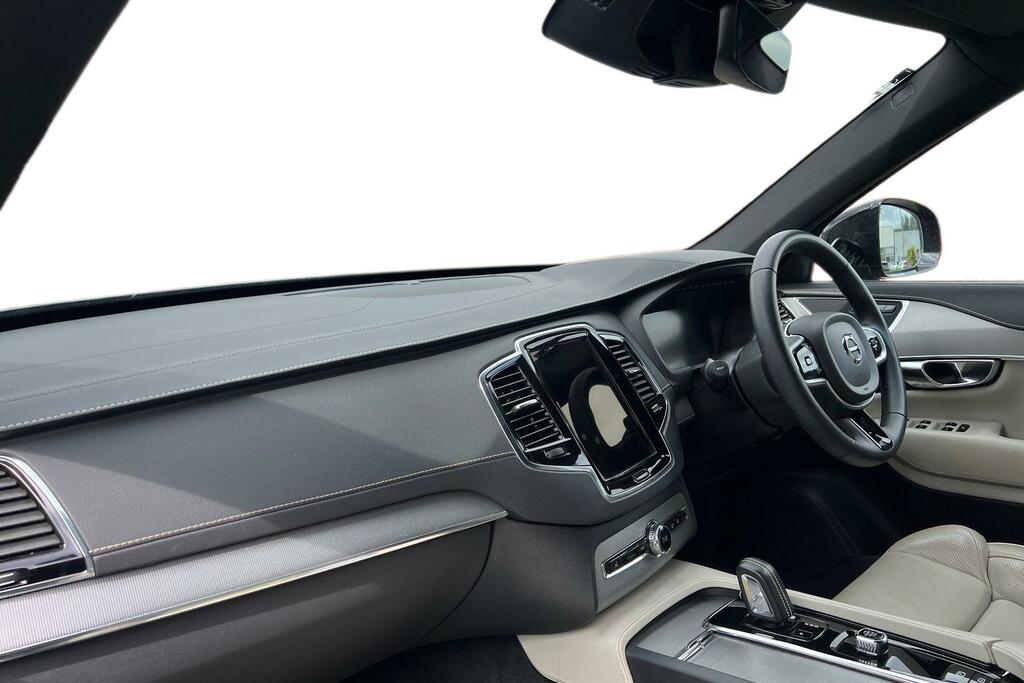 Volvo XC90 R-design, B5 Awd Mild Hybrid, 7 Seats YY22DLN Black #4