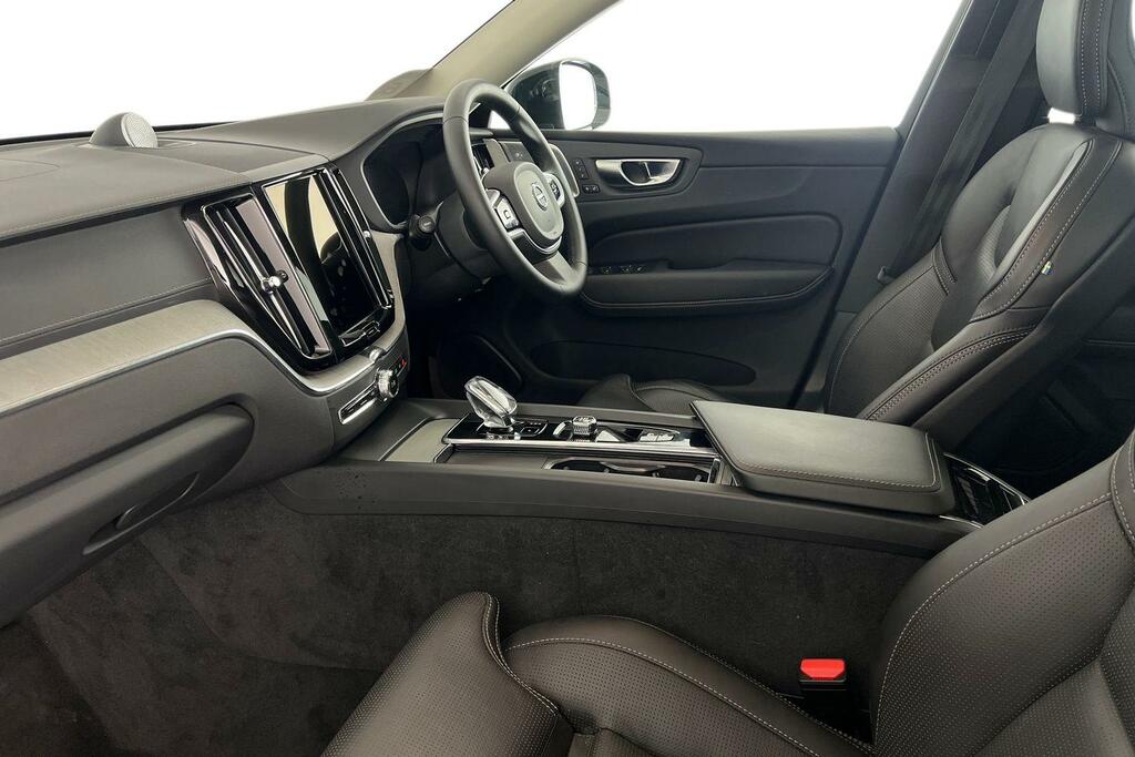 Volvo XC60 Ultra, B5 Awd Mild Hybrid, Dark RV25UJD Grey #3