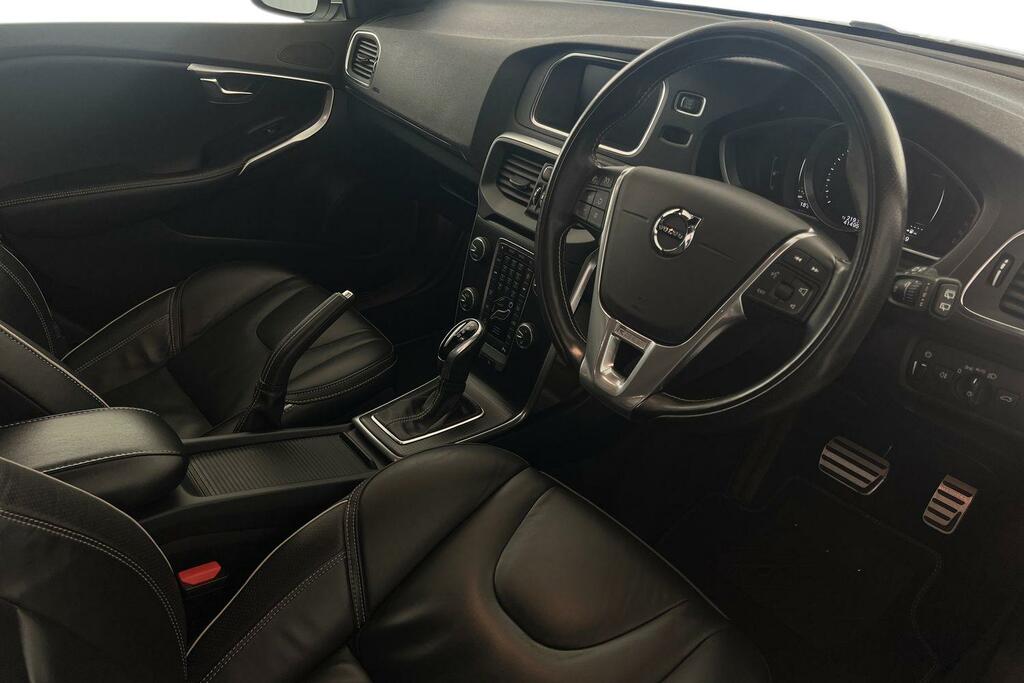 Volvo V40 T2 R-design Pro Xenium Pack Winter P KW67ELJ Silver #2