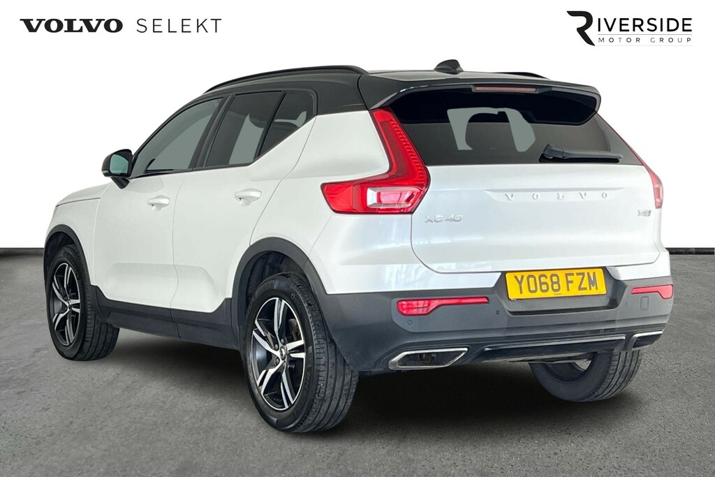 Volvo XC40 T4 Awd R-design Winter Pack Rear Cam YO68FZM White #5
