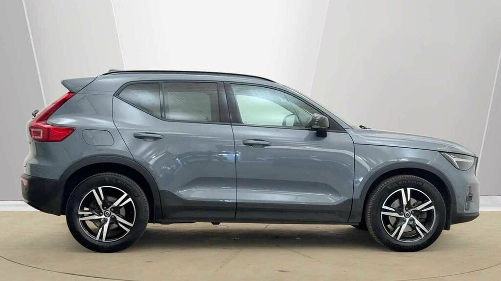 Volvo XC40 Plus, B3 Mild Hybrid, Dark CA23YNP Grey #4