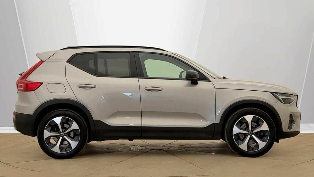 Volvo XC40 Ultimate, B4 Mild Hybrid, Dark CF23NCV Silver #4