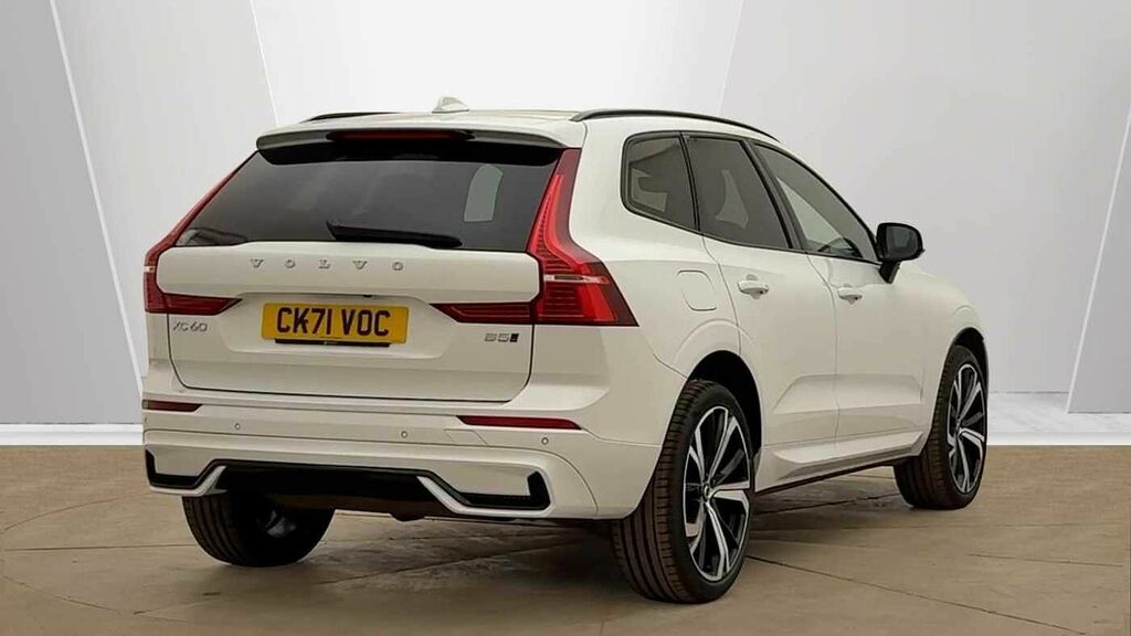 Volvo XC60 R-design, B5 Awd Mild Hybrid CK71VOC White #5