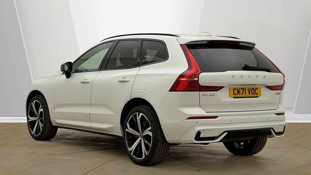 Volvo XC60 R-design, B5 Awd Mild Hybrid CK71VOC White #2
