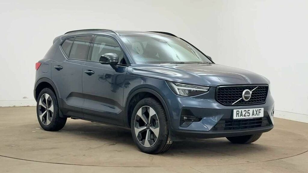 Volvo XC40 Plus, B4 Mild Hybrid, Dark Blue