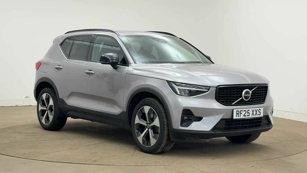 Volvo XC40 Plus, B3 Mild Hybrid, Dark Silver