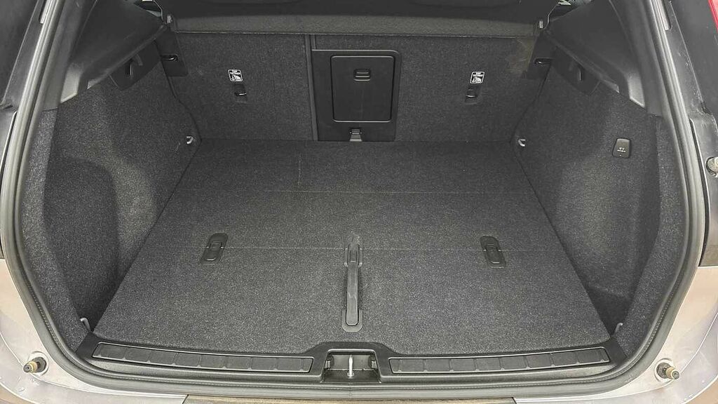 Volvo XC40 Plus, B3 Mild Hybrid, Dark RF25XXS Silver #6