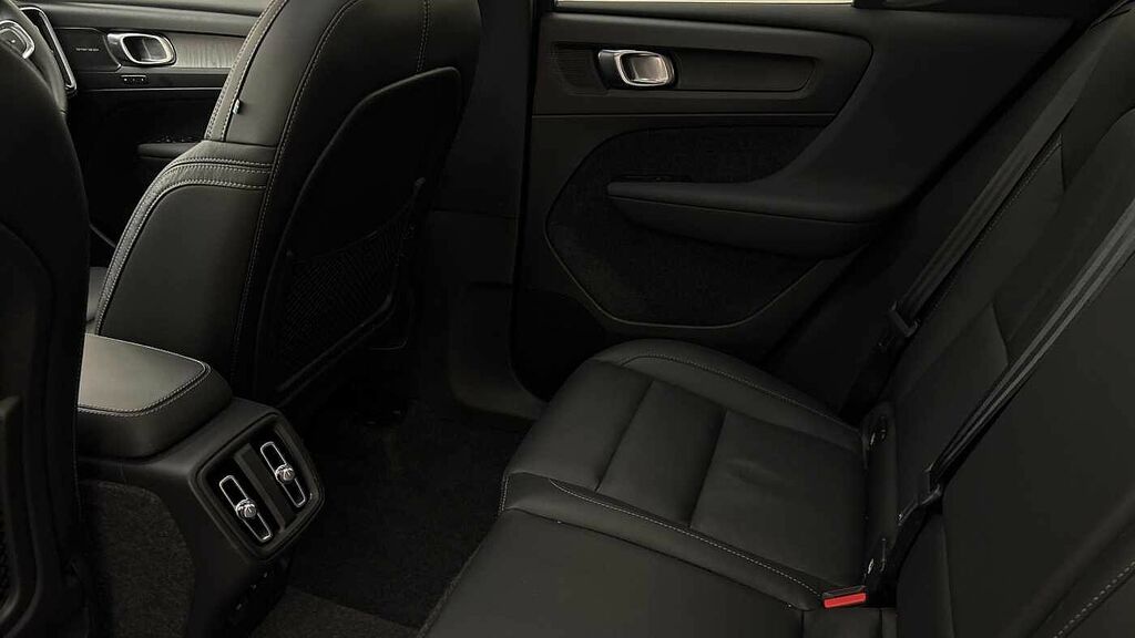 Volvo XC40 Ultra, B3 Mild Hybrid, Bright RJ25SXS Grey #6